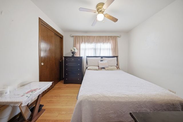 558 Manistee Avenue, Calumet City, IL 60409