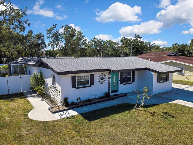 1322 W KNOLLWOOD STREET, Tampa, FL 33604