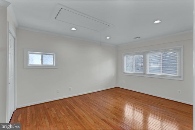 5608 OTTAWA RD, Centreville, VA 20120