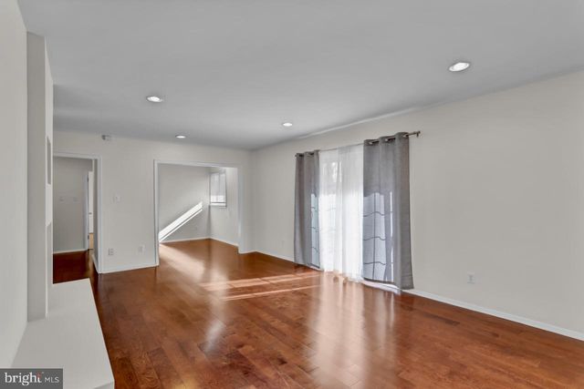 5608 OTTAWA RD, Centreville, VA 20120