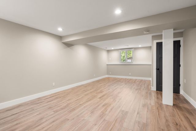 2200 Shallowford Drive, Valparaiso, IN 46383