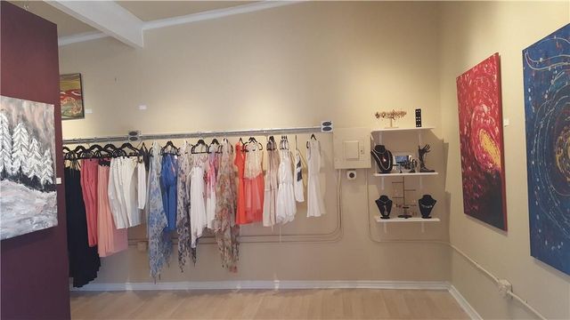 2306 E Cesar Chavez ST 104, Austin, TX 78702