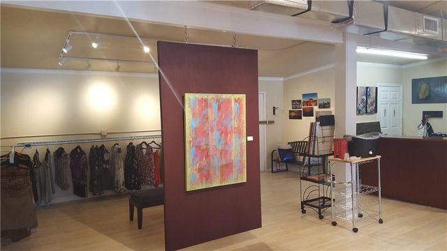 2306 E Cesar Chavez ST 104, Austin, TX 78702