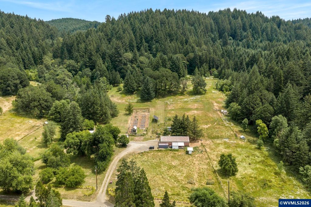 Image 1 of property listing at 9273 SW Gopher Valley Rd, Sheridan, OR 97378