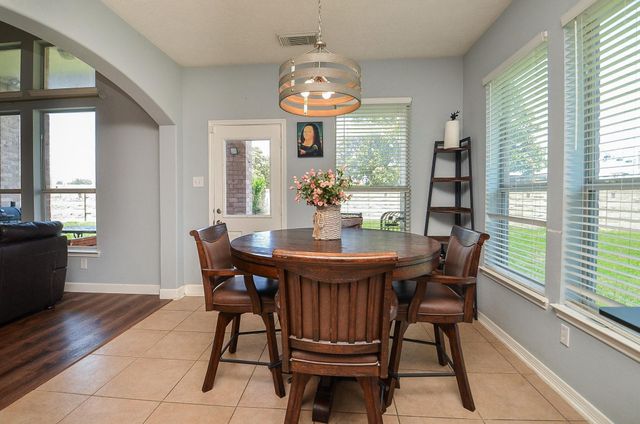 25202 Kelton Hills Lane, Richmond, TX 77406