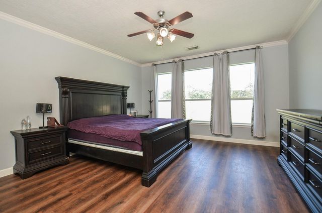 25202 Kelton Hills Lane, Richmond, TX 77406