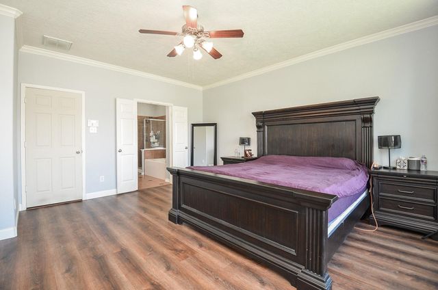 25202 Kelton Hills Lane, Richmond, TX 77406