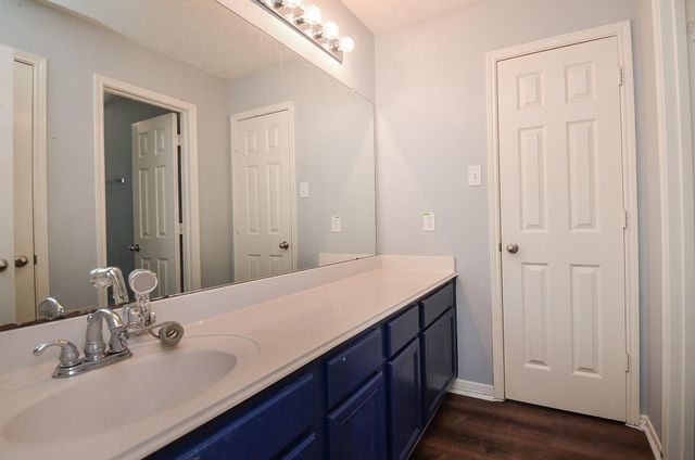 25202 Kelton Hills Lane, Richmond, TX 77406