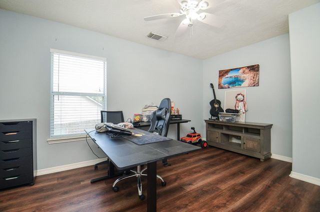 25202 Kelton Hills Lane, Richmond, TX 77406