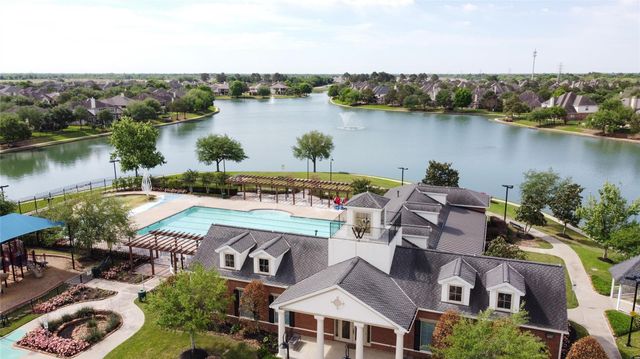 25202 Kelton Hills Lane, Richmond, TX 77406