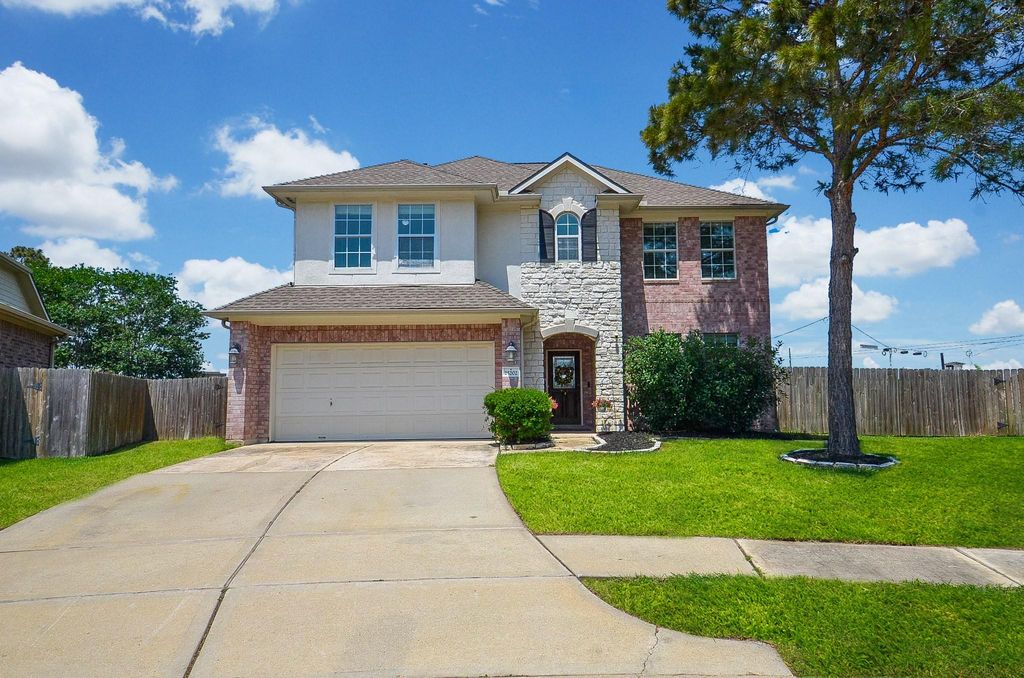 25202 Kelton Hills Lane, Richmond, TX 77406