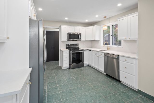 113 Summer Street, Easton, MA 02356