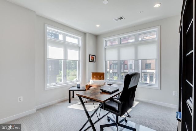 43190 MONGOLD SQ, Ashburn, VA 20148