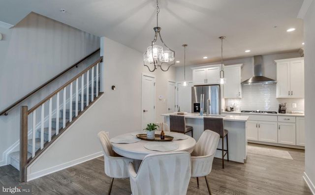 43190 MONGOLD SQ, Ashburn, VA 20148