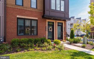43190 MONGOLD SQ, Ashburn, VA 20148