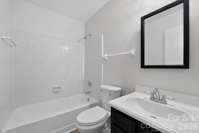 8316 Summerglen Circle, Charlotte, NC 28227