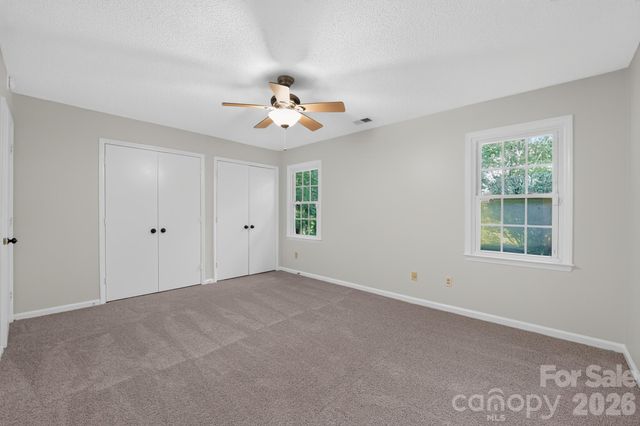 8316 Summerglen Circle, Charlotte, NC 28227