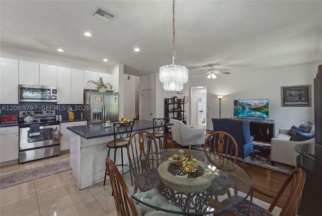 1268 NW 144th Ter, Pembroke Pines, FL 33028