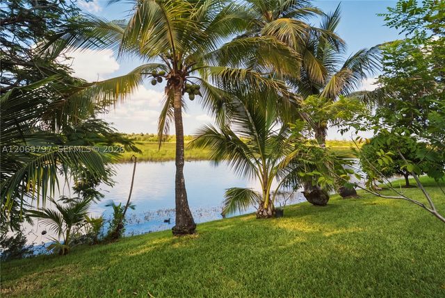1268 NW 144th Ter, Pembroke Pines, FL 33028