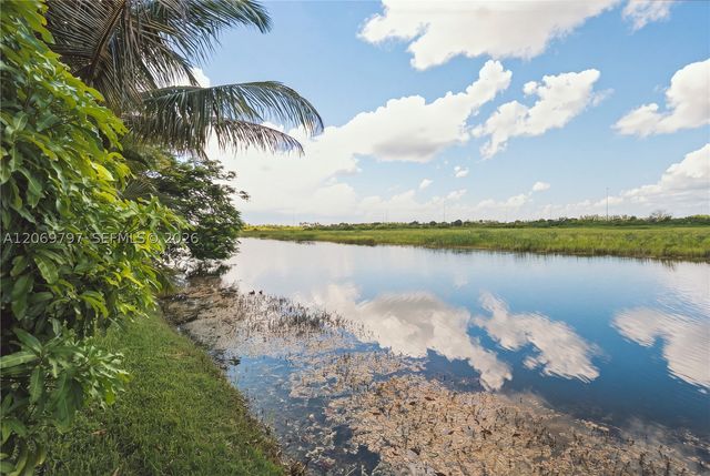 1268 NW 144th Ter, Pembroke Pines, FL 33028