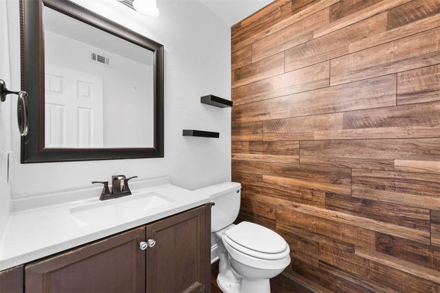 434 Moonlight Way, Irving, TX 75063