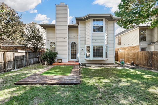 434 Moonlight Way, Irving, TX 75063