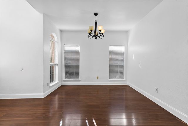 434 Moonlight Way, Irving, TX 75063