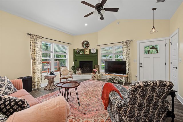 9 Kincardine Drive, Bella Vista, AR 72715