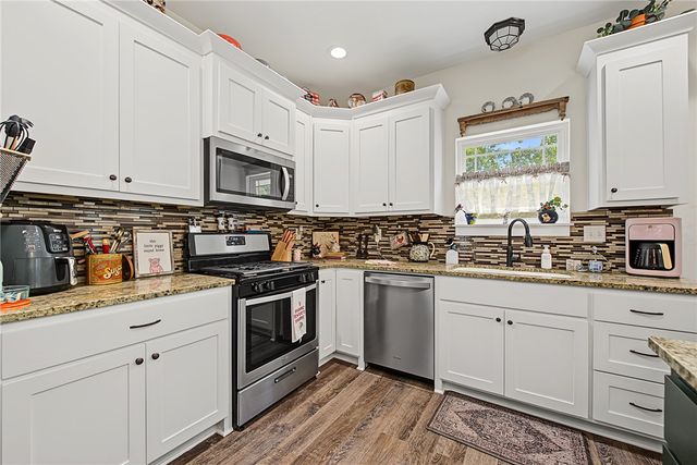 9 Kincardine Drive, Bella Vista, AR 72715