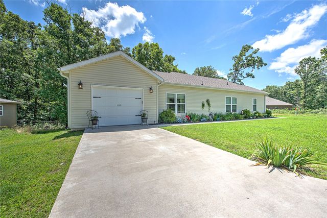 9 Kincardine Drive, Bella Vista, AR 72715