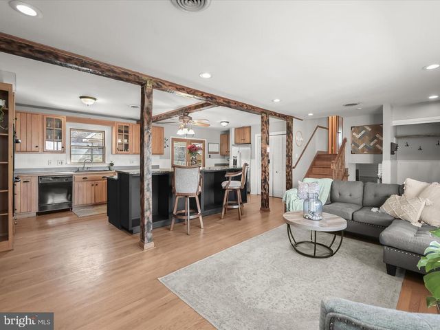 10423 CHURCH HILL RD, Myersville, MD 21773