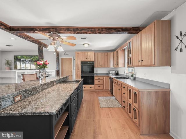 10423 CHURCH HILL RD, Myersville, MD 21773