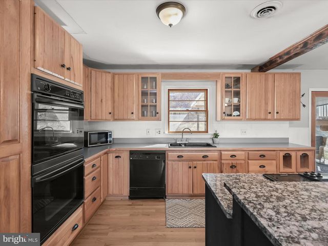 10423 CHURCH HILL RD, Myersville, MD 21773