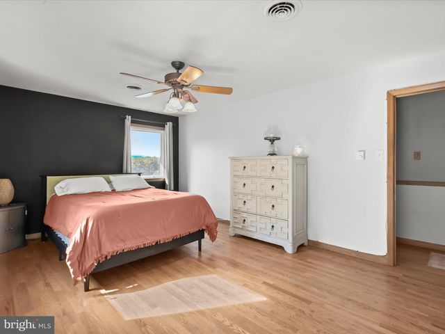 10423 CHURCH HILL RD, Myersville, MD 21773