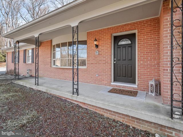 10423 CHURCH HILL RD, Myersville, MD 21773