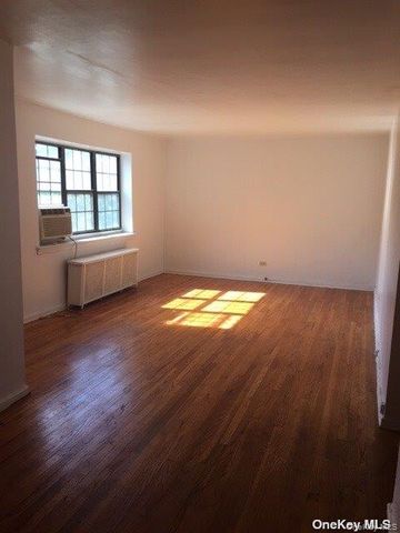 78-43 147 Street 2V, Kew Garden Hills, NY 11367
