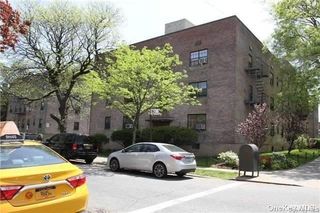 78-43 147 Street 2V, Kew Garden Hills, NY 11367