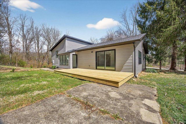 4620 S Woodbine Drive, Bloomington, IN 47403