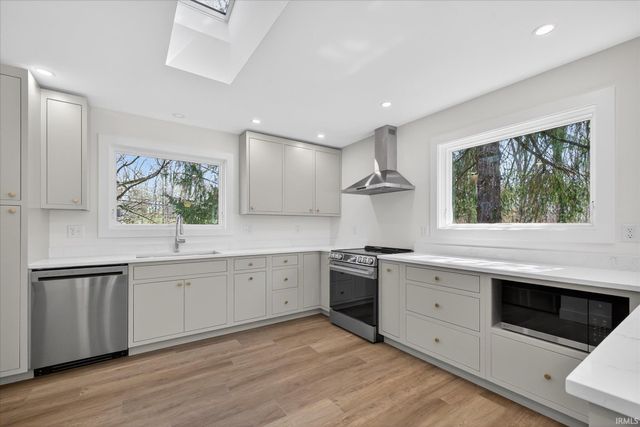 4620 S Woodbine Drive, Bloomington, IN 47403