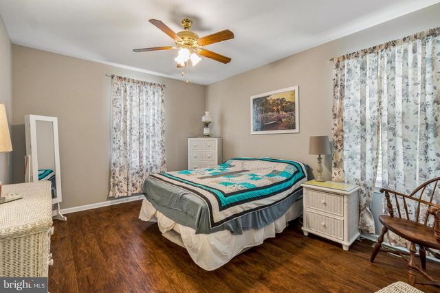 2 HETTON CT, Glassboro, NJ 08028