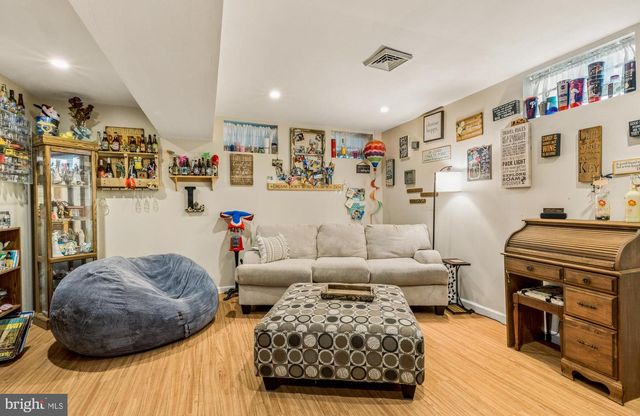 2 HETTON CT, Glassboro, NJ 08028