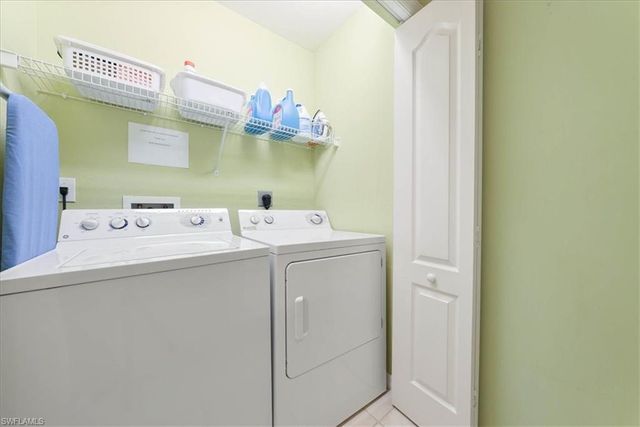 2690 Cypress Trace CIR 3225, Naples, FL 34119