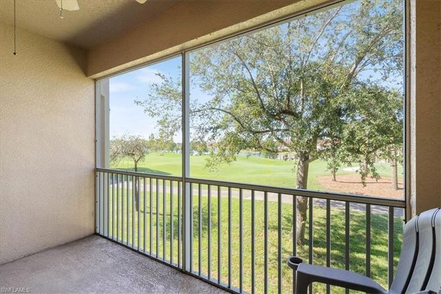 2690 Cypress Trace CIR 3225, Naples, FL 34119