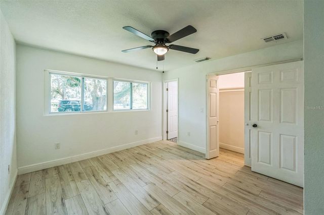 4212 HARRY DRIVE, Fruitland Park, FL 34731