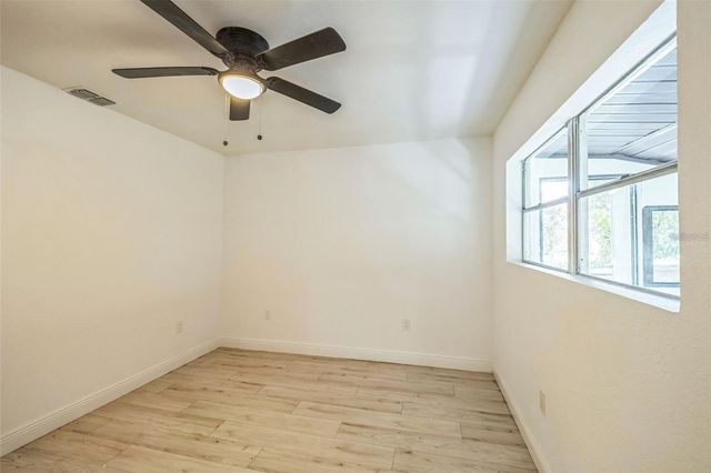 4212 HARRY DRIVE, Fruitland Park, FL 34731