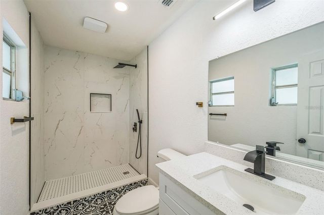 4212 HARRY DRIVE, Fruitland Park, FL 34731