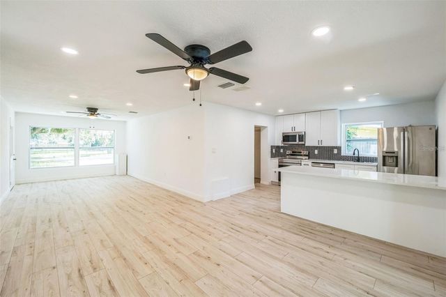 4212 HARRY DRIVE, Fruitland Park, FL 34731