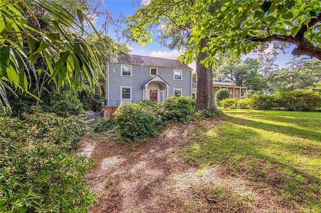 220 Bradford Avenue, Fayetteville, NC 28301