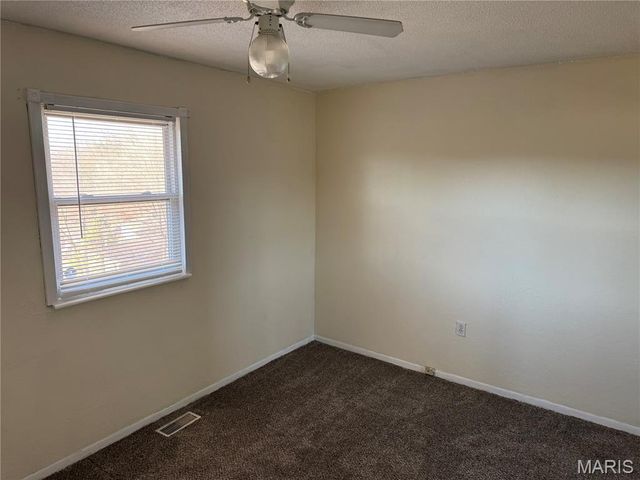 1744 Hilltop Lane, Imperial, MO 63052