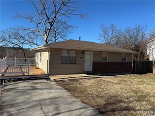 1744 Hilltop Lane, Imperial, MO 63052